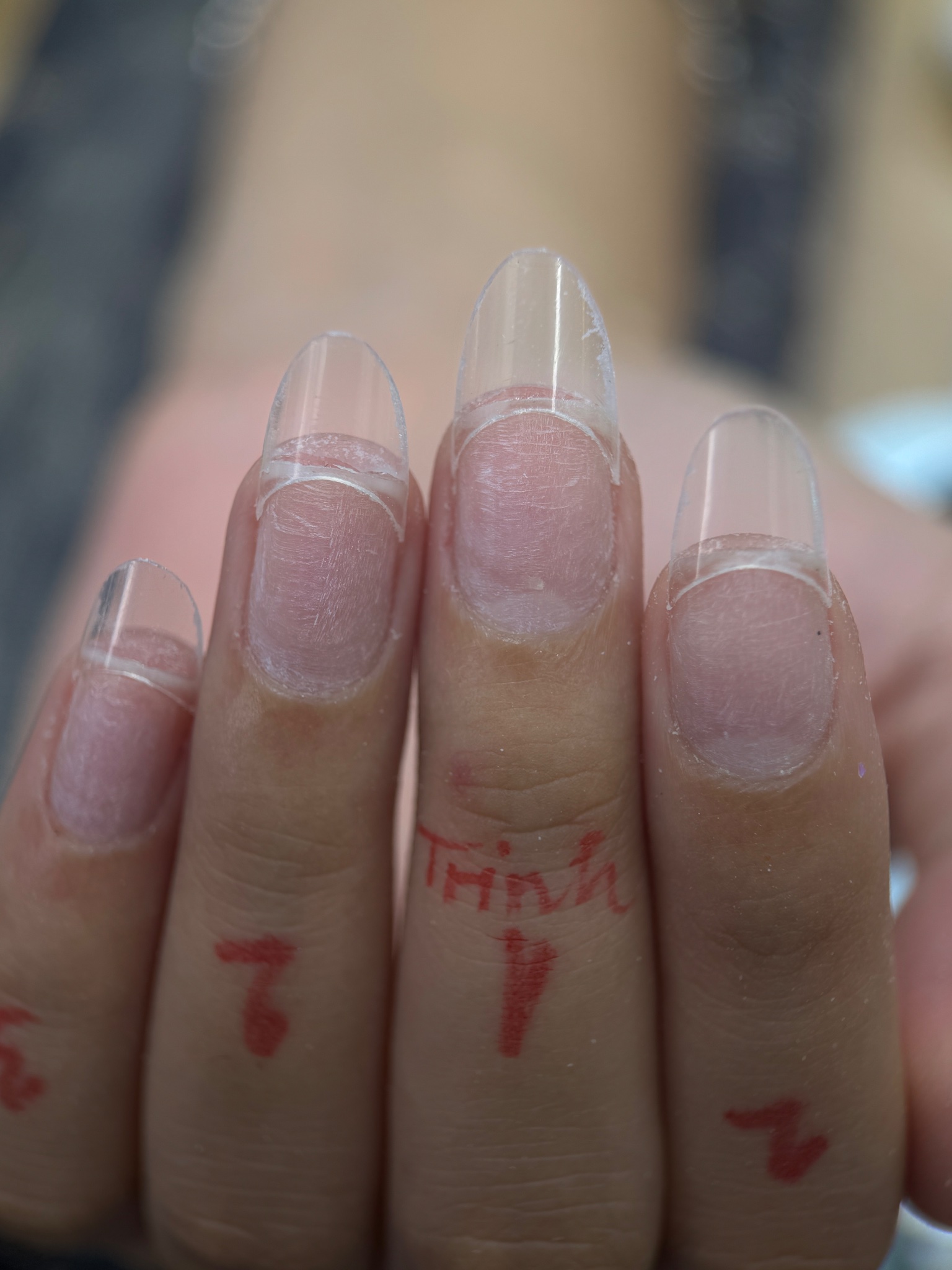 Kỹ thuật sơn Gel trên móng thật không mất Shape