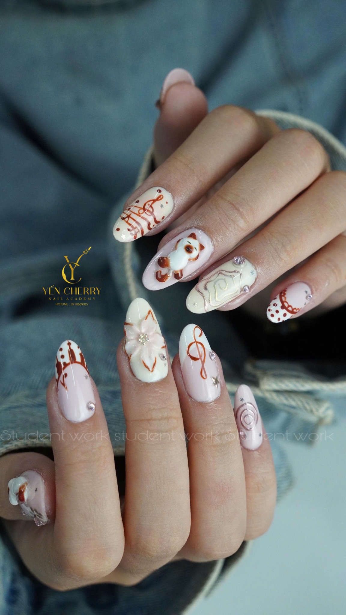 Kỹ thuật dũa và cách cầm tay bảo vệ khách hàng khi dũa